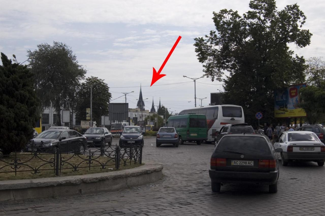 Hostel Drive Lviv Extérieur photo