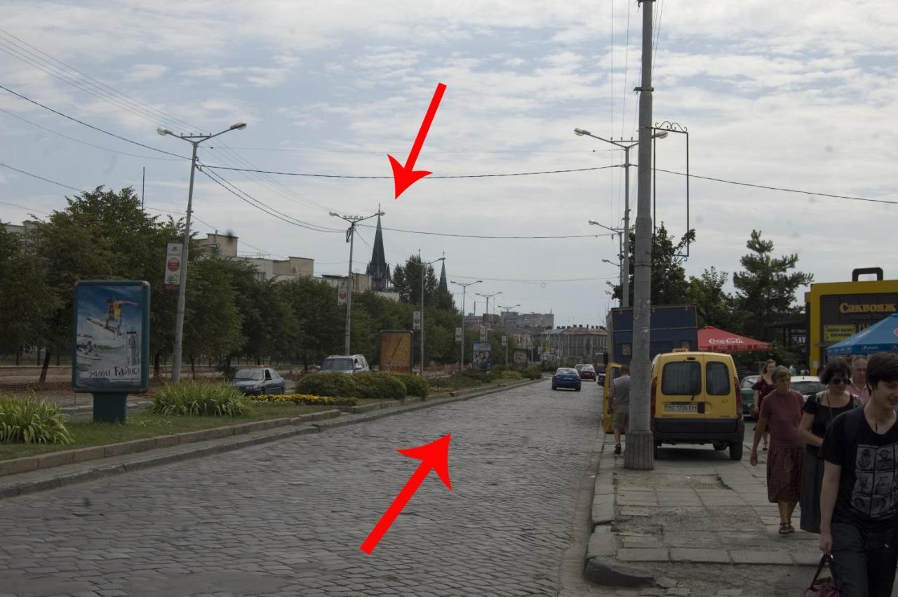 Hostel Drive Lviv Extérieur photo